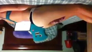 টকটকে স্বর্ণকেশী কোদ ...