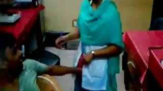ফ্যাকাশে চামড়ার ছান ...