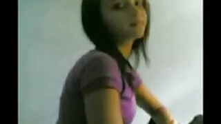 কিউট তেলযুক্ত শ্যামা ...