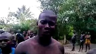 অপেশাদার ভয়ঙ্কর চিক ...